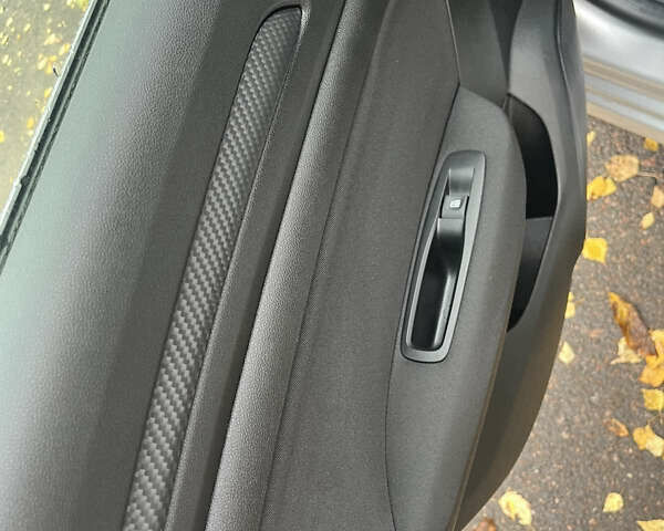 Сірий Рено Меган, об'ємом двигуна 1.5 л та пробігом 138 тис. км за 14499 $, фото 15 на Automoto.ua