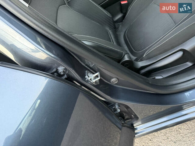 Серый Рено Меган, объемом двигателя 1.5 л и пробегом 96 тыс. км за 15399 $, фото 108 на Automoto.ua