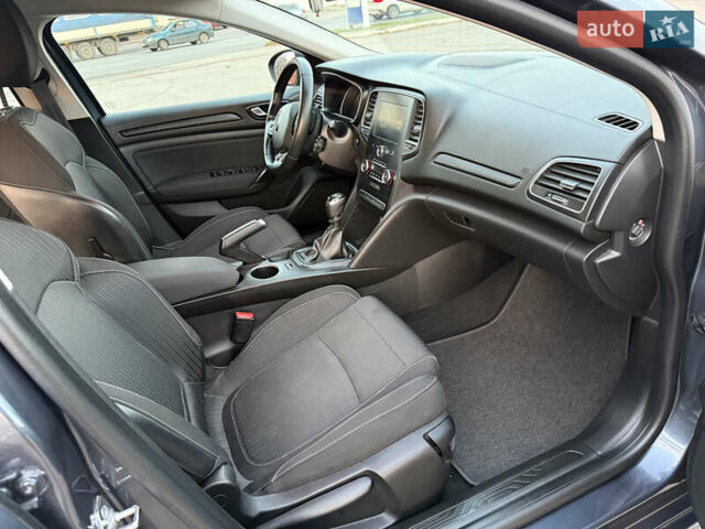 Серый Рено Меган, объемом двигателя 1.5 л и пробегом 96 тыс. км за 15399 $, фото 46 на Automoto.ua