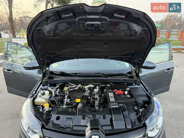 Серый Рено Меган, объемом двигателя 1.5 л и пробегом 96 тыс. км за 15399 $, фото 86 на Automoto.ua