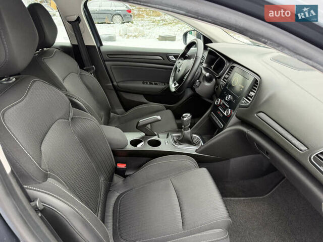 Сірий Рено Меган, об'ємом двигуна 1.5 л та пробігом 254 тис. км за 12900 $, фото 20 на Automoto.ua