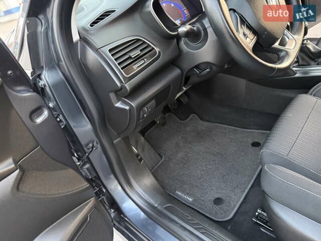 Серый Рено Меган, объемом двигателя 1.5 л и пробегом 96 тыс. км за 15399 $, фото 57 на Automoto.ua