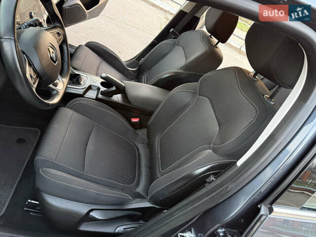 Серый Рено Меган, объемом двигателя 1.5 л и пробегом 96 тыс. км за 15399 $, фото 61 на Automoto.ua