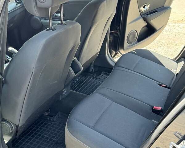 Сірий Рено Меган, об'ємом двигуна 1.5 л та пробігом 206 тис. км за 5900 $, фото 4 на Automoto.ua