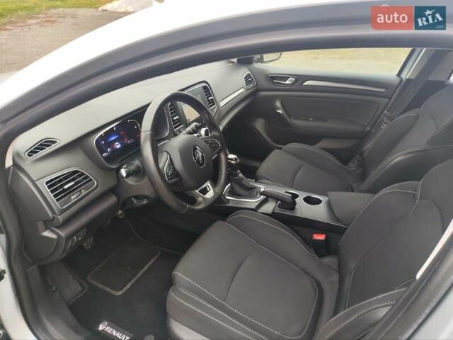 Сірий Рено Меган, об'ємом двигуна 1.5 л та пробігом 184 тис. км за 15500 $, фото 20 на Automoto.ua
