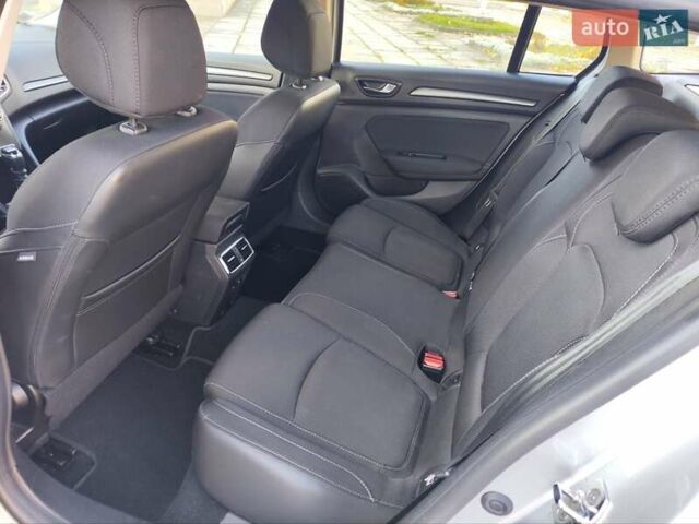 Серый Рено Меган, объемом двигателя 1.5 л и пробегом 135 тыс. км за 15900 $, фото 12 на Automoto.ua