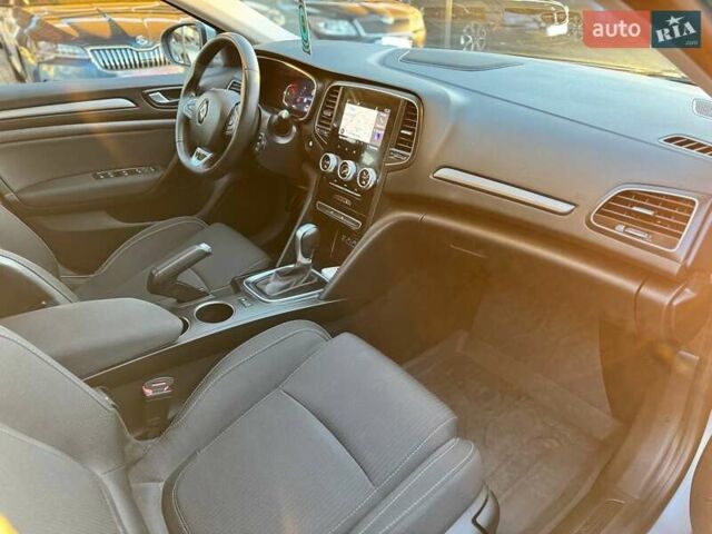 Серый Рено Меган, объемом двигателя 1.5 л и пробегом 207 тыс. км за 16300 $, фото 7 на Automoto.ua