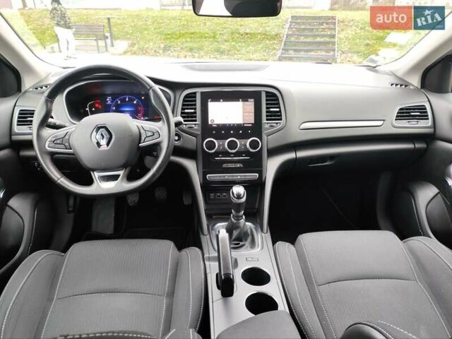 Серый Рено Меган, объемом двигателя 1.5 л и пробегом 135 тыс. км за 15900 $, фото 10 на Automoto.ua