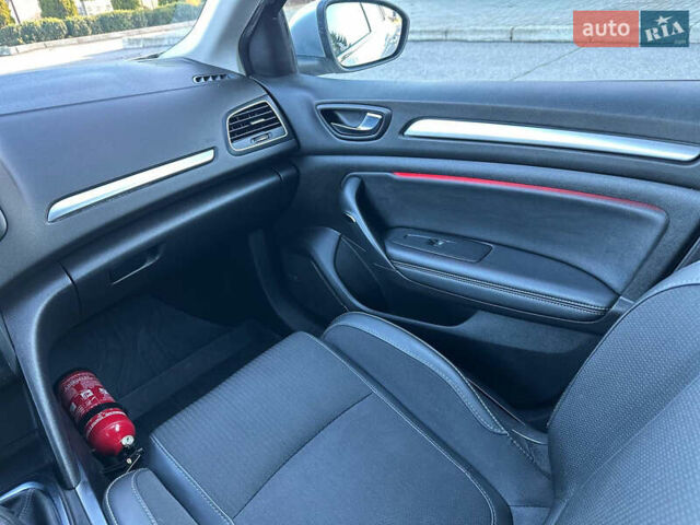 Серый Рено Меган, объемом двигателя 1.5 л и пробегом 200 тыс. км за 15550 $, фото 30 на Automoto.ua