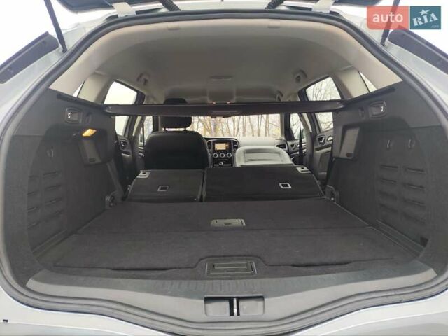 Сірий Рено Меган, об'ємом двигуна 1.5 л та пробігом 184 тис. км за 15500 $, фото 44 на Automoto.ua