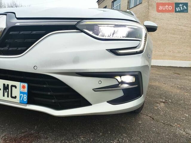 Сірий Рено Меган, об'ємом двигуна 1.5 л та пробігом 184 тис. км за 15500 $, фото 12 на Automoto.ua