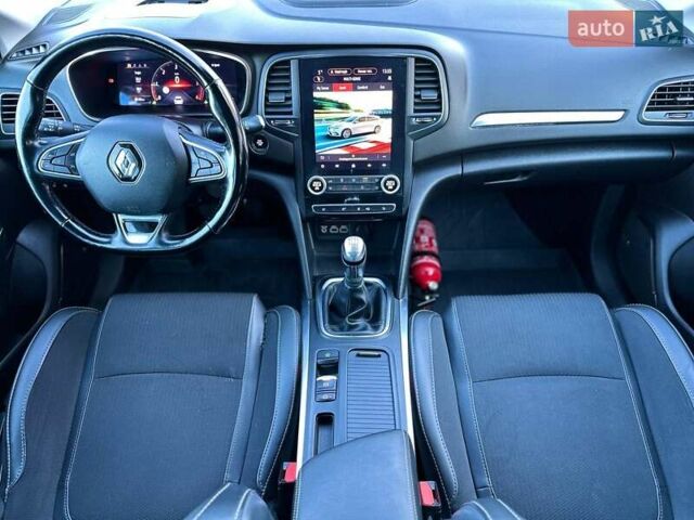 Сірий Рено Меган, об'ємом двигуна 1.5 л та пробігом 200 тис. км за 15400 $, фото 12 на Automoto.ua