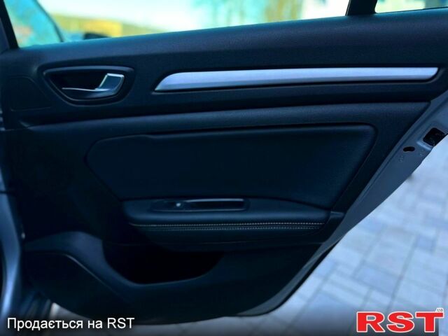 Серый Рено Меган, объемом двигателя 1.5 л и пробегом 196 тыс. км за 17000 $, фото 6 на Automoto.ua