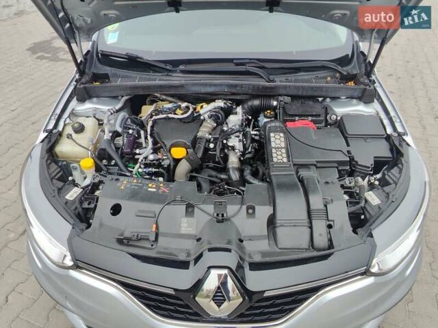 Серый Рено Меган, объемом двигателя 1.5 л и пробегом 135 тыс. км за 15900 $, фото 45 на Automoto.ua
