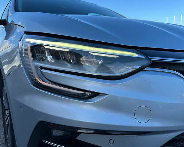 Серый Рено Меган, объемом двигателя 1.5 л и пробегом 200 тыс. км за 15550 $, фото 21 на Automoto.ua