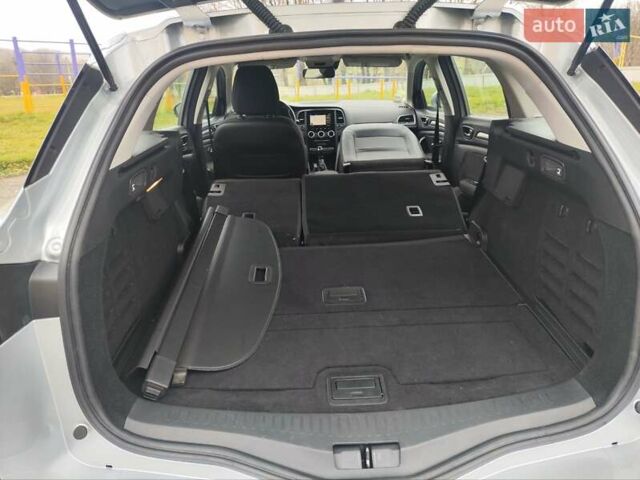 Сірий Рено Меган, об'ємом двигуна 1.5 л та пробігом 184 тис. км за 15500 $, фото 45 на Automoto.ua