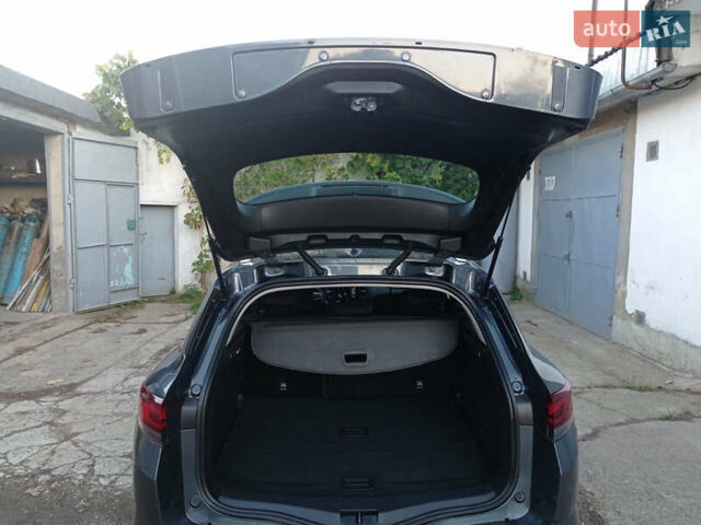 Сірий Рено Меган, об'ємом двигуна 1.5 л та пробігом 220 тис. км за 15500 $, фото 6 на Automoto.ua