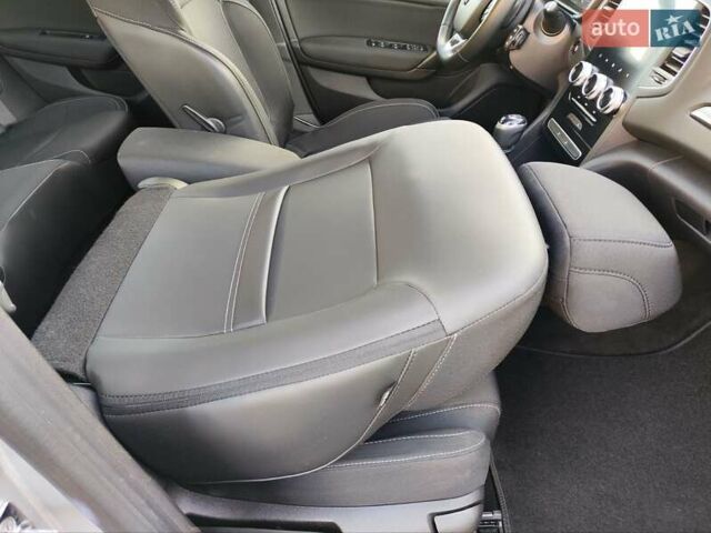 Серый Рено Меган, объемом двигателя 1.5 л и пробегом 135 тыс. км за 15900 $, фото 28 на Automoto.ua