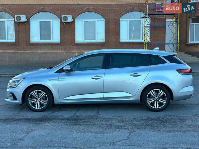 Серый Рено Меган, объемом двигателя 1.5 л и пробегом 200 тыс. км за 15550 $, фото 6 на Automoto.ua