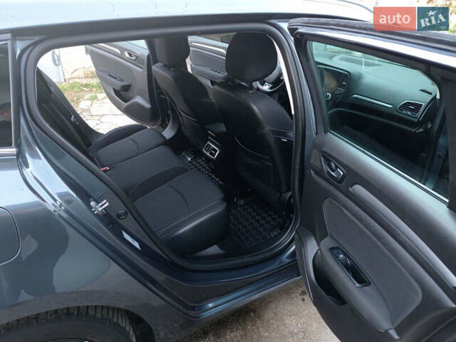 Сірий Рено Меган, об'ємом двигуна 1.5 л та пробігом 220 тис. км за 15500 $, фото 8 на Automoto.ua