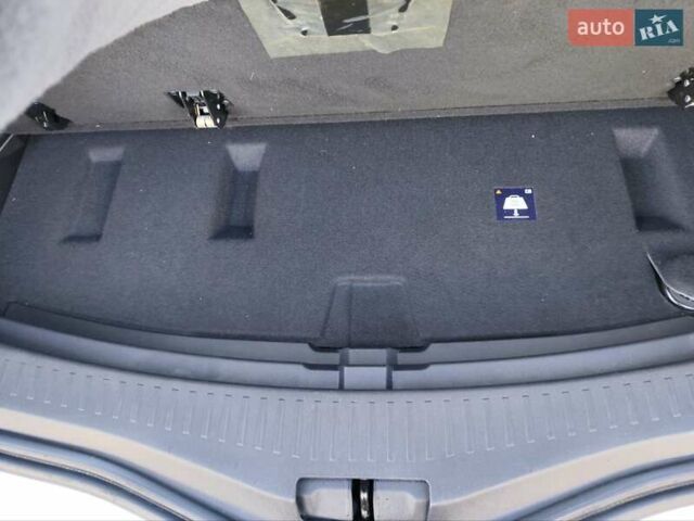 Серый Рено Меган, объемом двигателя 1.5 л и пробегом 135 тыс. км за 15900 $, фото 31 на Automoto.ua