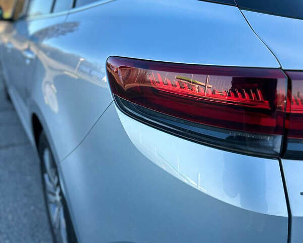 Серый Рено Меган, объемом двигателя 1.5 л и пробегом 200 тыс. км за 15550 $, фото 17 на Automoto.ua