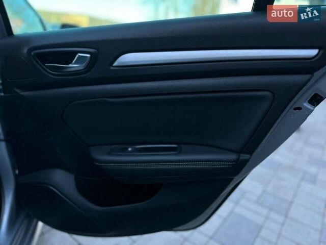 Серый Рено Меган, объемом двигателя 1.5 л и пробегом 195 тыс. км за 15500 $, фото 32 на Automoto.ua