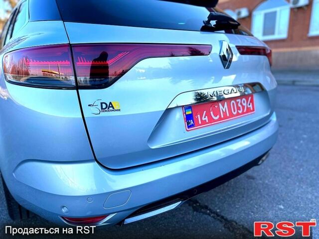Сірий Рено Меган, об'ємом двигуна 1.5 л та пробігом 200 тис. км за 17500 $, фото 4 на Automoto.ua