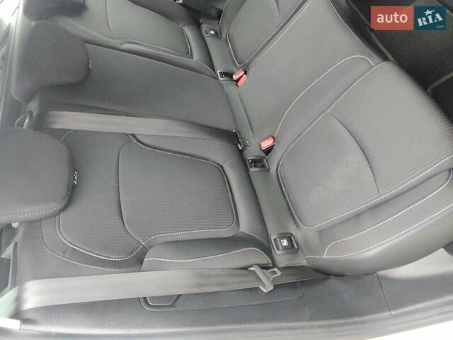 Серый Рено Меган, объемом двигателя 1.46 л и пробегом 184 тыс. км за 15300 $, фото 40 на Automoto.ua