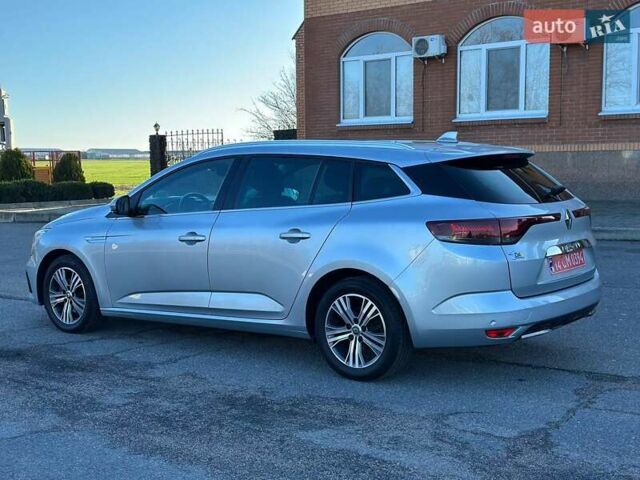 Сірий Рено Меган, об'ємом двигуна 1.5 л та пробігом 200 тис. км за 15400 $, фото 7 на Automoto.ua