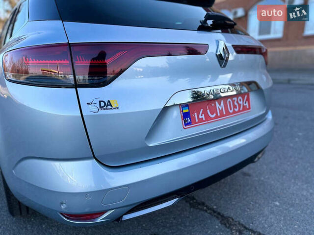 Серый Рено Меган, объемом двигателя 1.5 л и пробегом 200 тыс. км за 15550 $, фото 16 на Automoto.ua