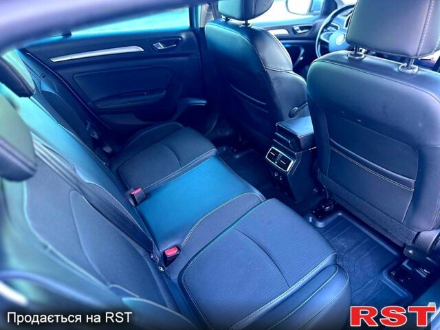 Серый Рено Меган, объемом двигателя 1.5 л и пробегом 200 тыс. км за 15500 $, фото 12 на Automoto.ua