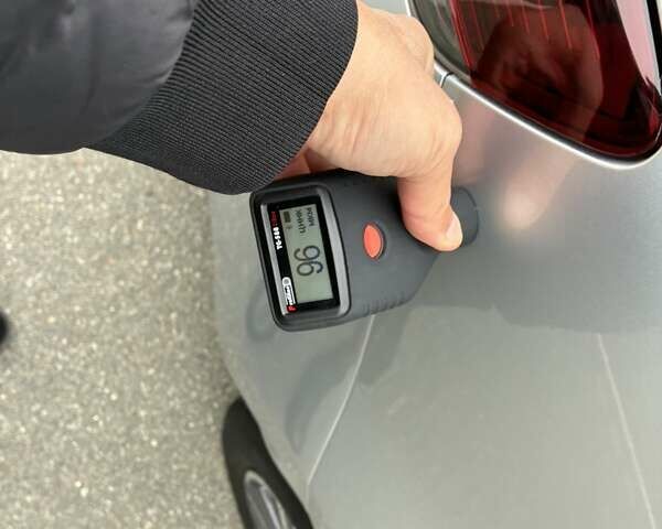 Сірий Рено Меган, об'ємом двигуна 1.46 л та пробігом 118 тис. км за 19000 $, фото 93 на Automoto.ua