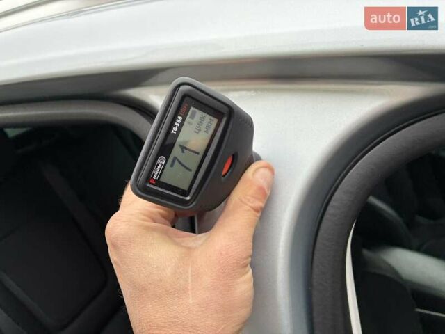 Сірий Рено Меган, об'ємом двигуна 1.46 л та пробігом 118 тис. км за 19000 $, фото 102 на Automoto.ua