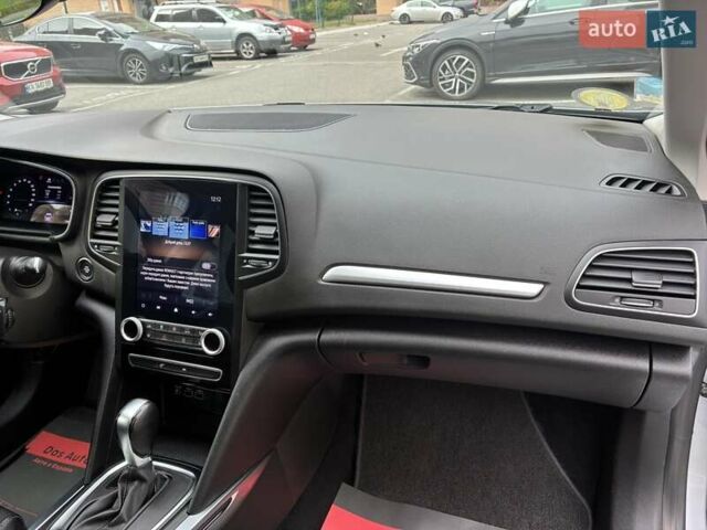 Сірий Рено Меган, об'ємом двигуна 1.46 л та пробігом 118 тис. км за 19000 $, фото 46 на Automoto.ua