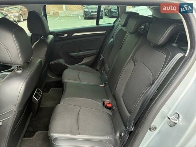 Сірий Рено Меган, об'ємом двигуна 1.46 л та пробігом 118 тис. км за 19000 $, фото 47 на Automoto.ua