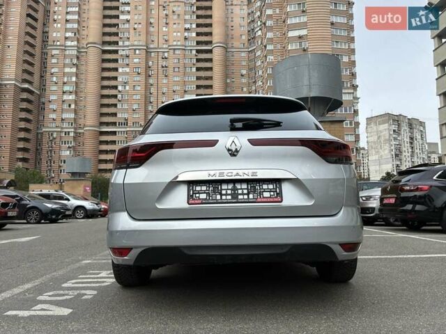 Сірий Рено Меган, об'ємом двигуна 1.46 л та пробігом 118 тис. км за 19000 $, фото 16 на Automoto.ua