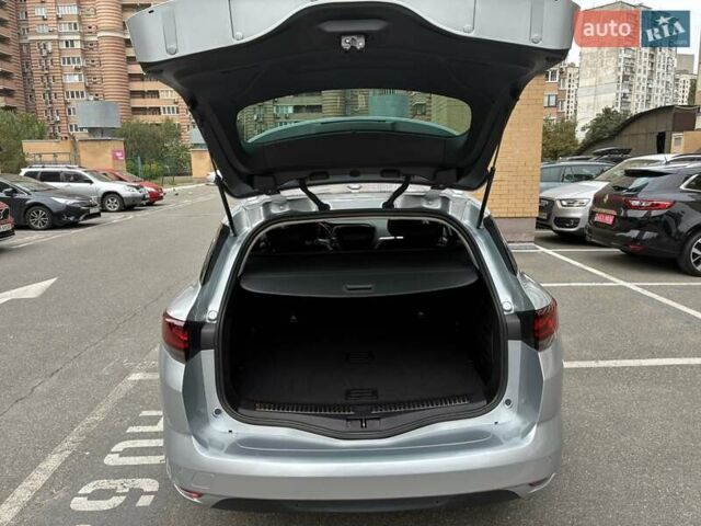 Сірий Рено Меган, об'ємом двигуна 1.46 л та пробігом 118 тис. км за 19000 $, фото 36 на Automoto.ua