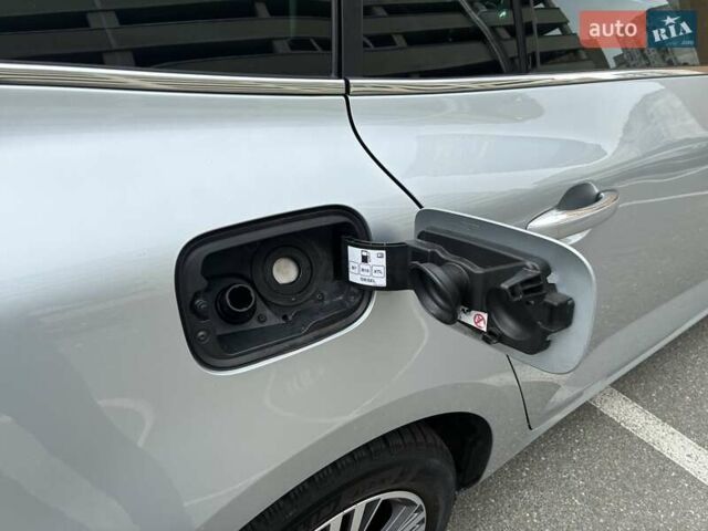 Сірий Рено Меган, об'ємом двигуна 1.46 л та пробігом 118 тис. км за 19000 $, фото 37 на Automoto.ua