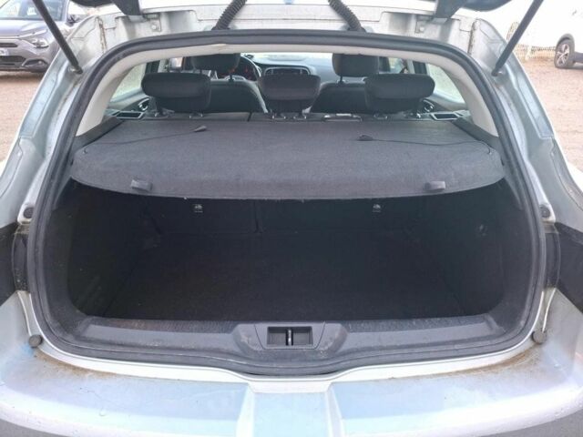 Сірий Рено Меган, об'ємом двигуна 1.46 л та пробігом 118 тис. км за 7300 $, фото 7 на Automoto.ua