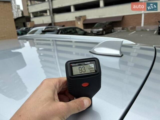 Сірий Рено Меган, об'ємом двигуна 1.46 л та пробігом 118 тис. км за 19000 $, фото 82 на Automoto.ua