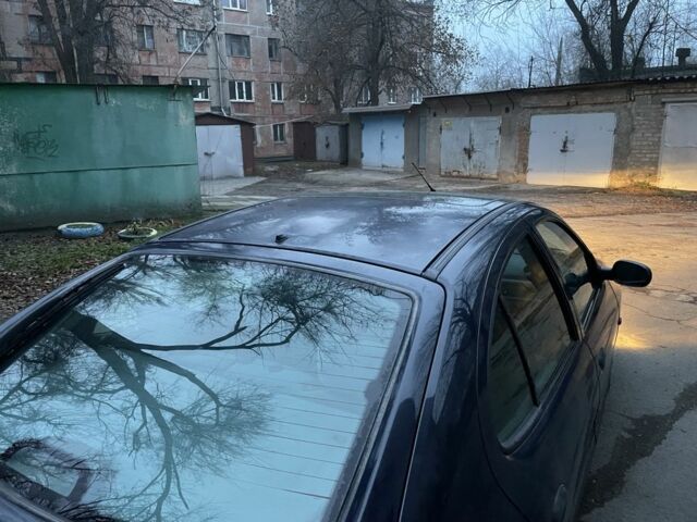 Синий Рено Меган, объемом двигателя 1.6 л и пробегом 234 тыс. км за 1850 $, фото 13 на Automoto.ua