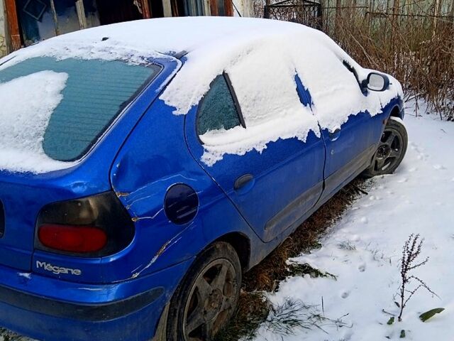 Синий Рено Меган, объемом двигателя 1.6 л и пробегом 241 тыс. км за 850 $, фото 1 на Automoto.ua