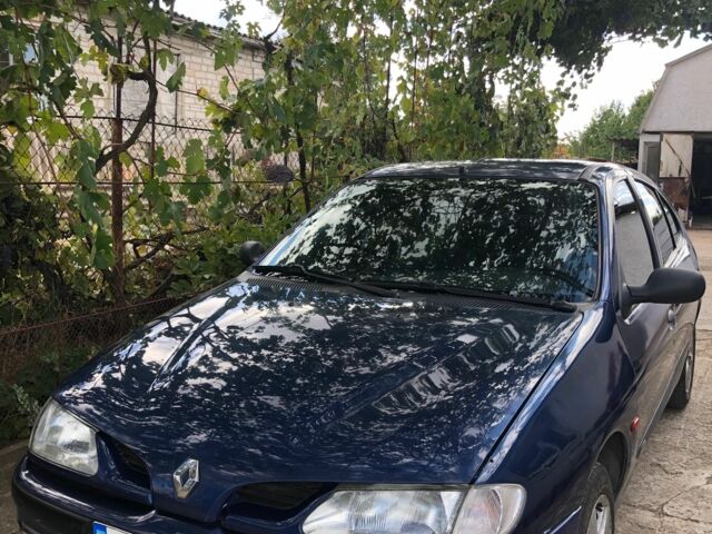 Синий Рено Меган, объемом двигателя 1.9 л и пробегом 150 тыс. км за 1800 $, фото 6 на Automoto.ua