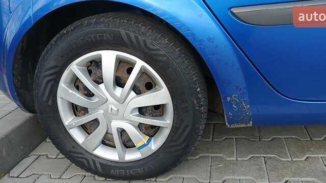 Синій Рено Меган, об'ємом двигуна 1.87 л та пробігом 402 тис. км за 3250 $, фото 7 на Automoto.ua