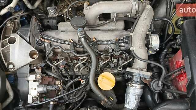 Синій Рено Меган, об'ємом двигуна 1.87 л та пробігом 402 тис. км за 3250 $, фото 28 на Automoto.ua