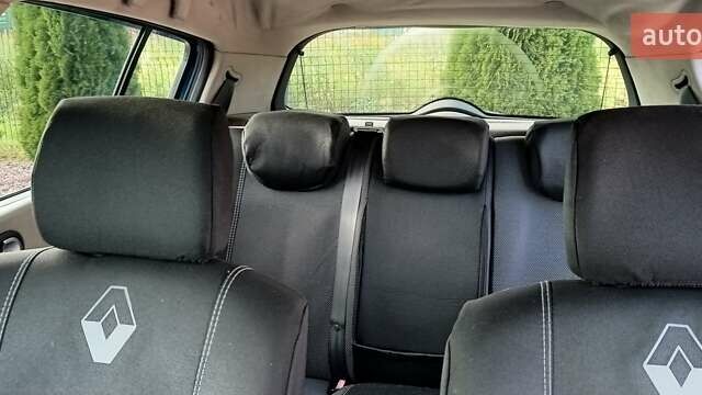 Синій Рено Меган, об'ємом двигуна 1.87 л та пробігом 402 тис. км за 3250 $, фото 10 на Automoto.ua