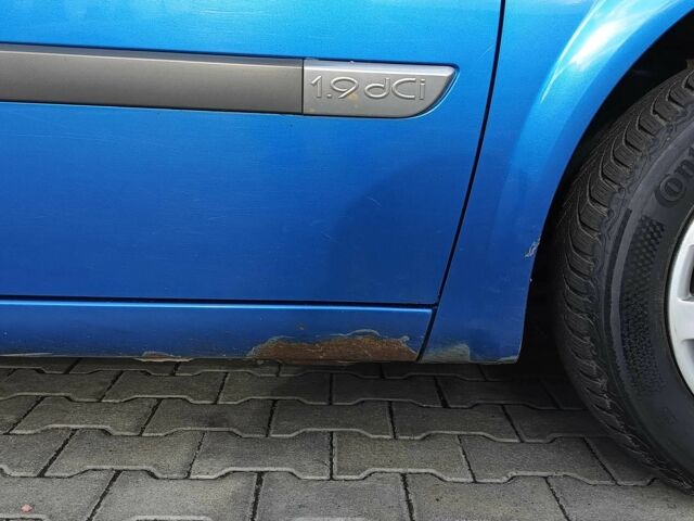 Синий Рено Меган, объемом двигателя 1.9 л и пробегом 404 тыс. км за 3300 $, фото 7 на Automoto.ua