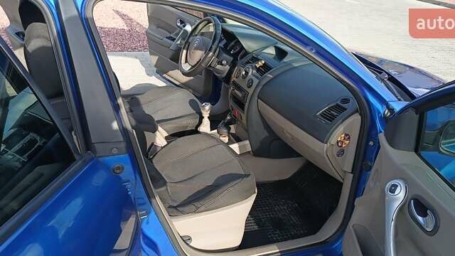 Синій Рено Меган, об'ємом двигуна 1.87 л та пробігом 402 тис. км за 3250 $, фото 13 на Automoto.ua