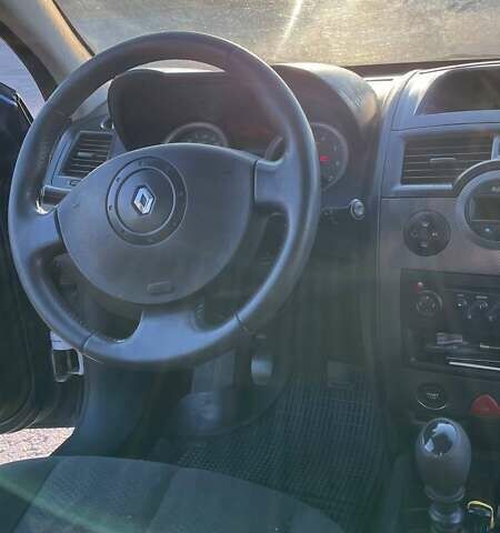 Синий Рено Меган, объемом двигателя 1.9 л и пробегом 274 тыс. км за 3500 $, фото 14 на Automoto.ua